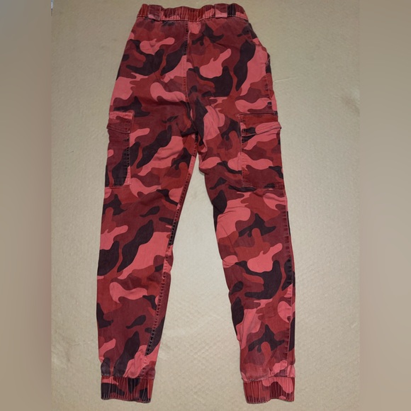 Hollister Red Cargo pants size Small - Picture 2 of 2